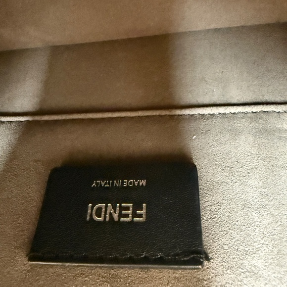 Fendi Ceruleo Vitello Leather Kan I logo bag - Picture 13 of 14